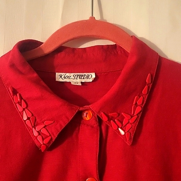Kloz Studio, Womans Red Button Down Blouse, Size: 2X - Picture 2 of 6